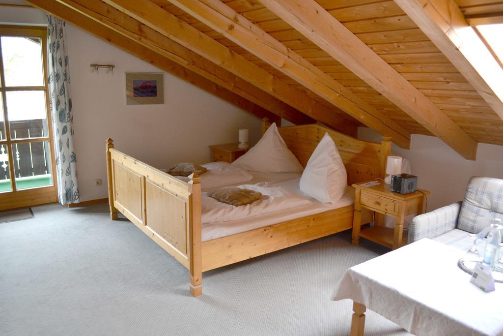 Hotel Gasthof Berghupferl Oberaudorf Pokoj fotografie